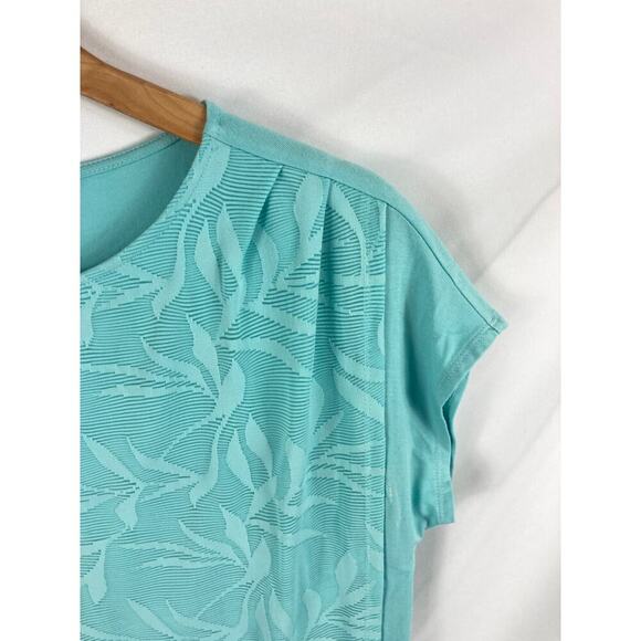 Chicos Floral Print Flap Front Short Sleeve Shirt Size 0 / Small - Picture 3 of 6